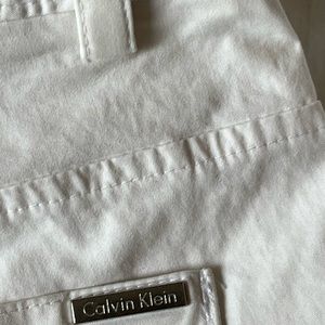 Mens Calvin Klein White Jeans 38-32 excellent condition cotton machine washable